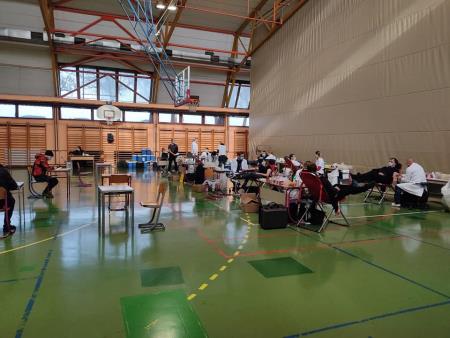 Krvodajalci v Ivančni Gorici darovali 60 litrov krvi 2